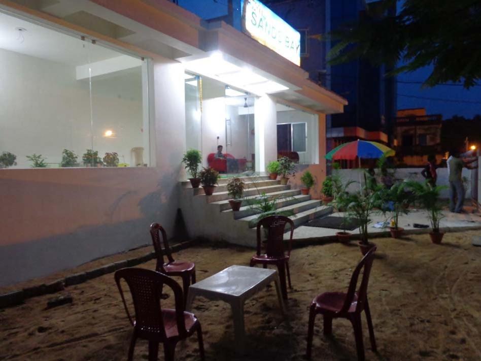 Hotel Sands Bay Puri Bagian luar foto